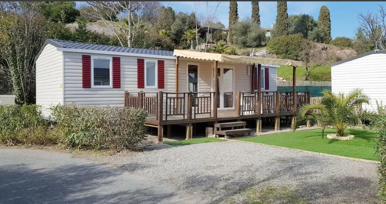 Camping Mobile Home Sur Emplacement Exceptionnel Es108 Fréjus